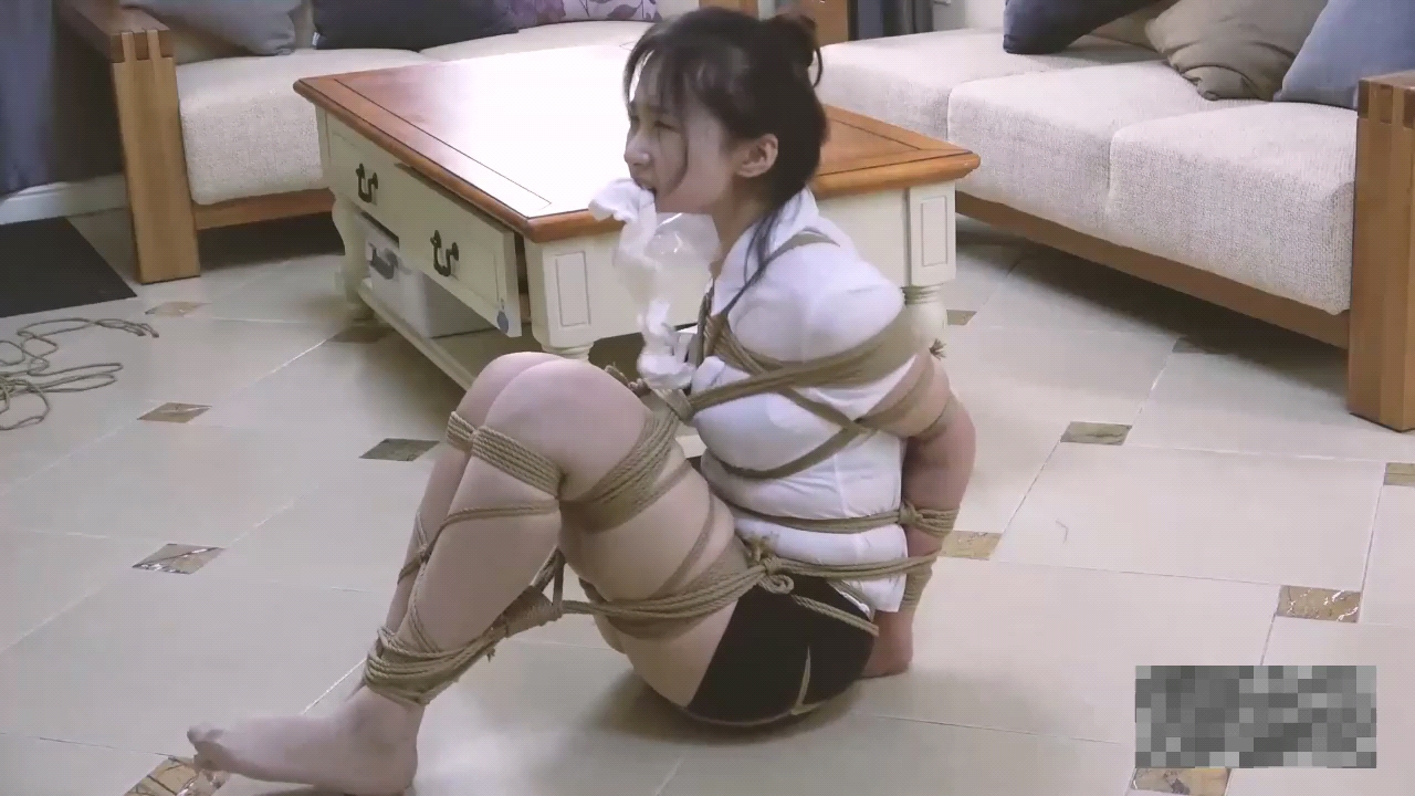 捆绑调教美女少妇系列82