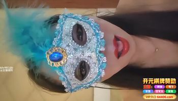 【快手网红】风骚熟女单身高跟鞋女王私拍自慰泄密