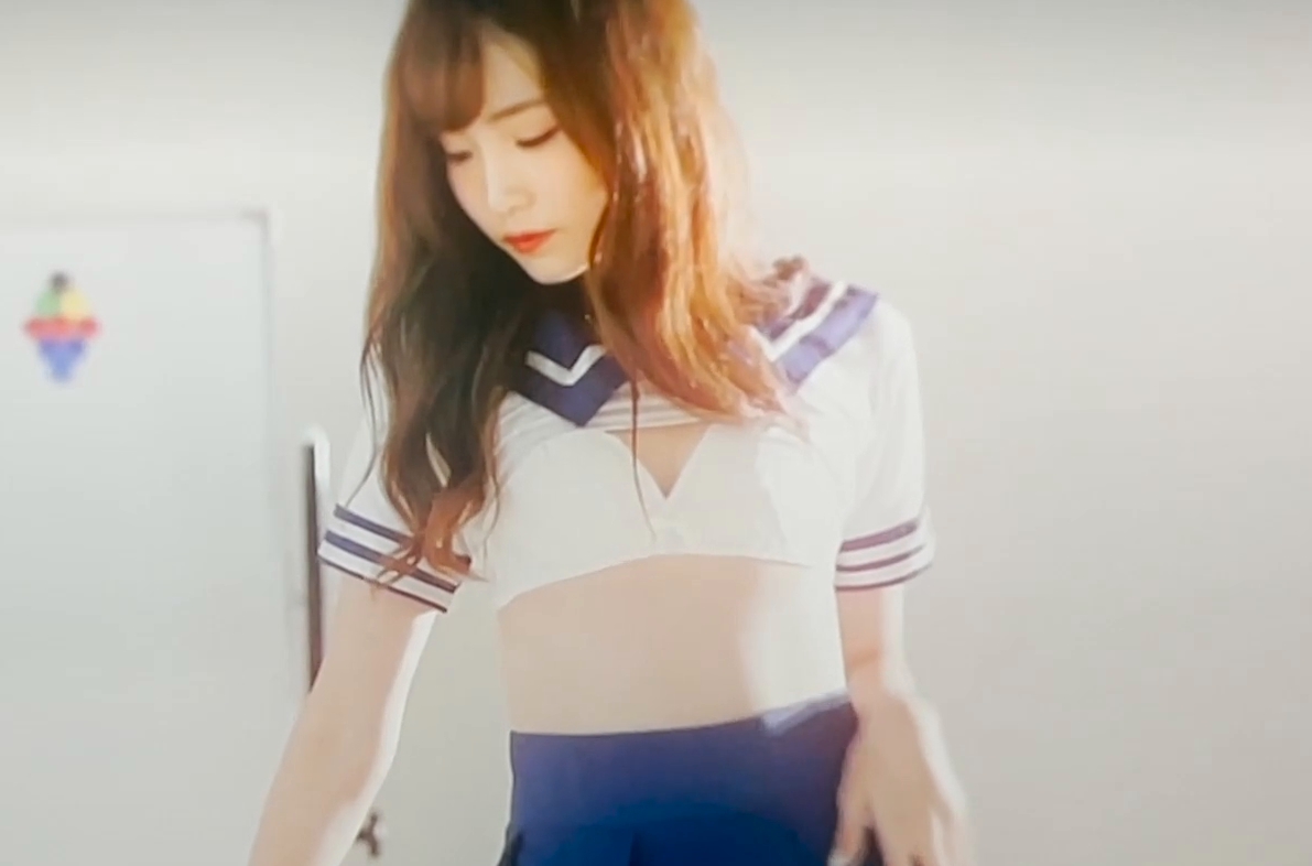 隔壁班男同学用了时间停止器让我性情大发