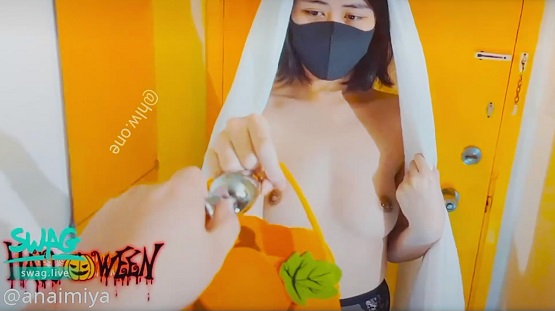 收集糖果的万圣节小色鬼