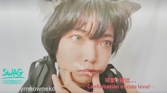 女仆可爱猫在镜子上足交潮吹