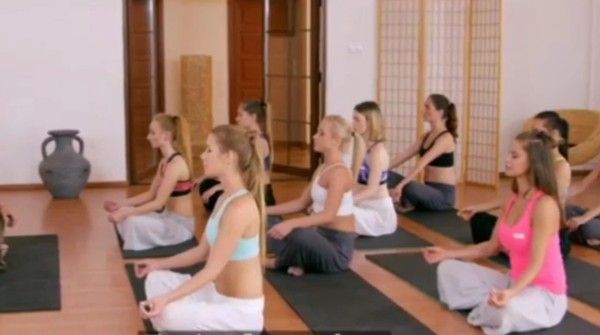 【欧美】激情瑜伽室第一弹